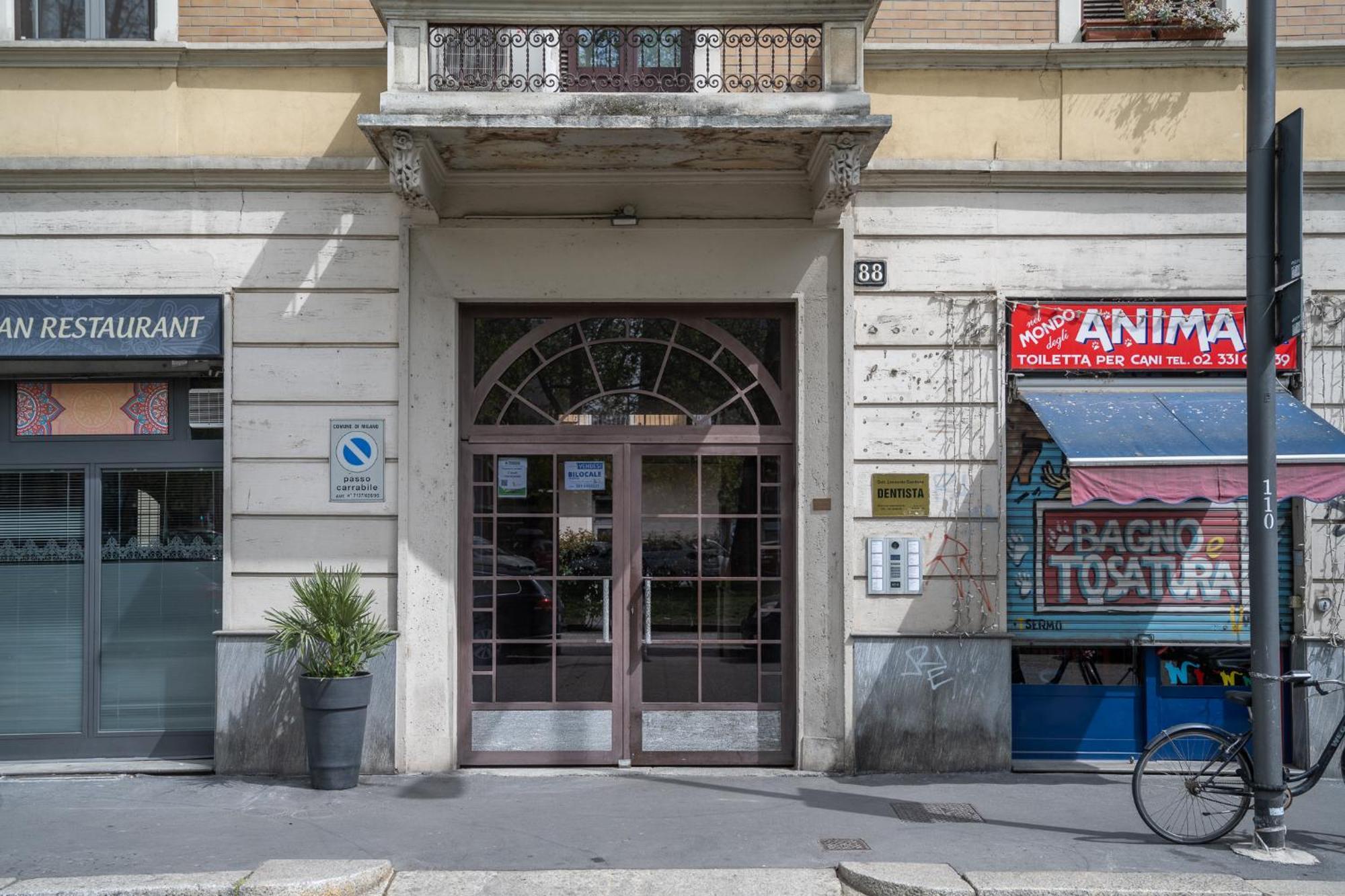 Ferienwohnung Charming Sempione - Milano Mico - Arco Della Pace Exterior foto